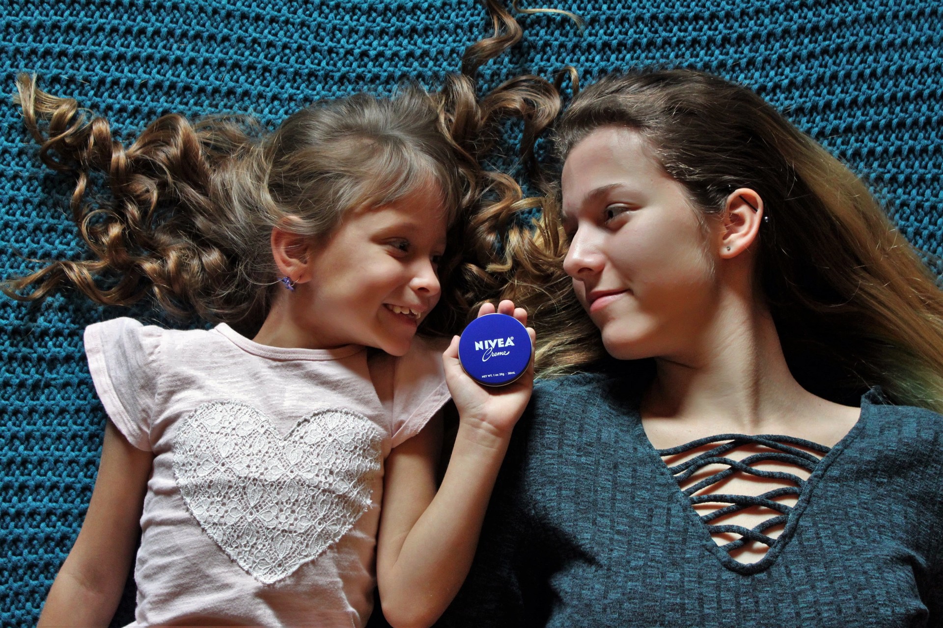 Share your Love with Hansaplast! example photo