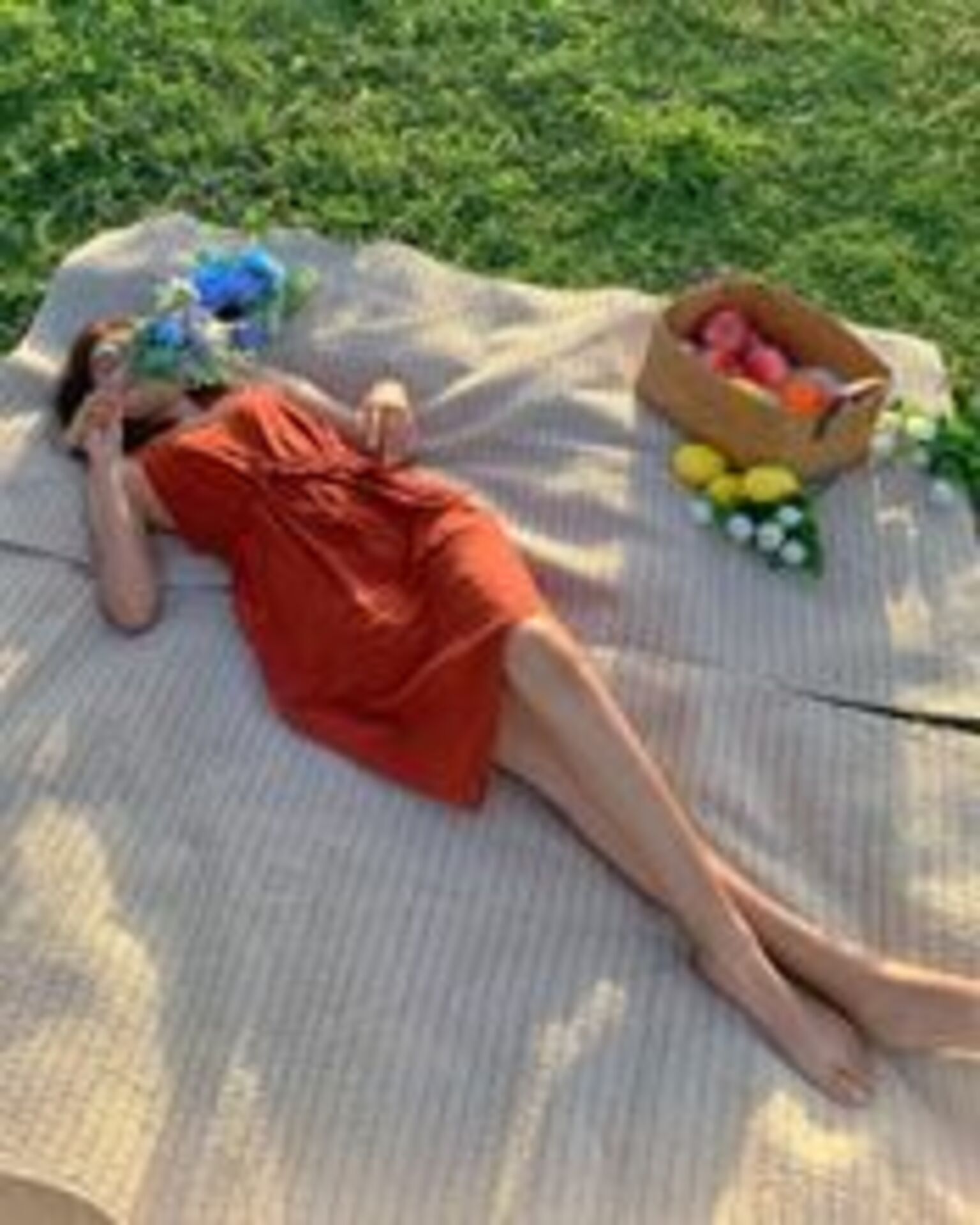 Urban Nature: Picnic in the Park example photo