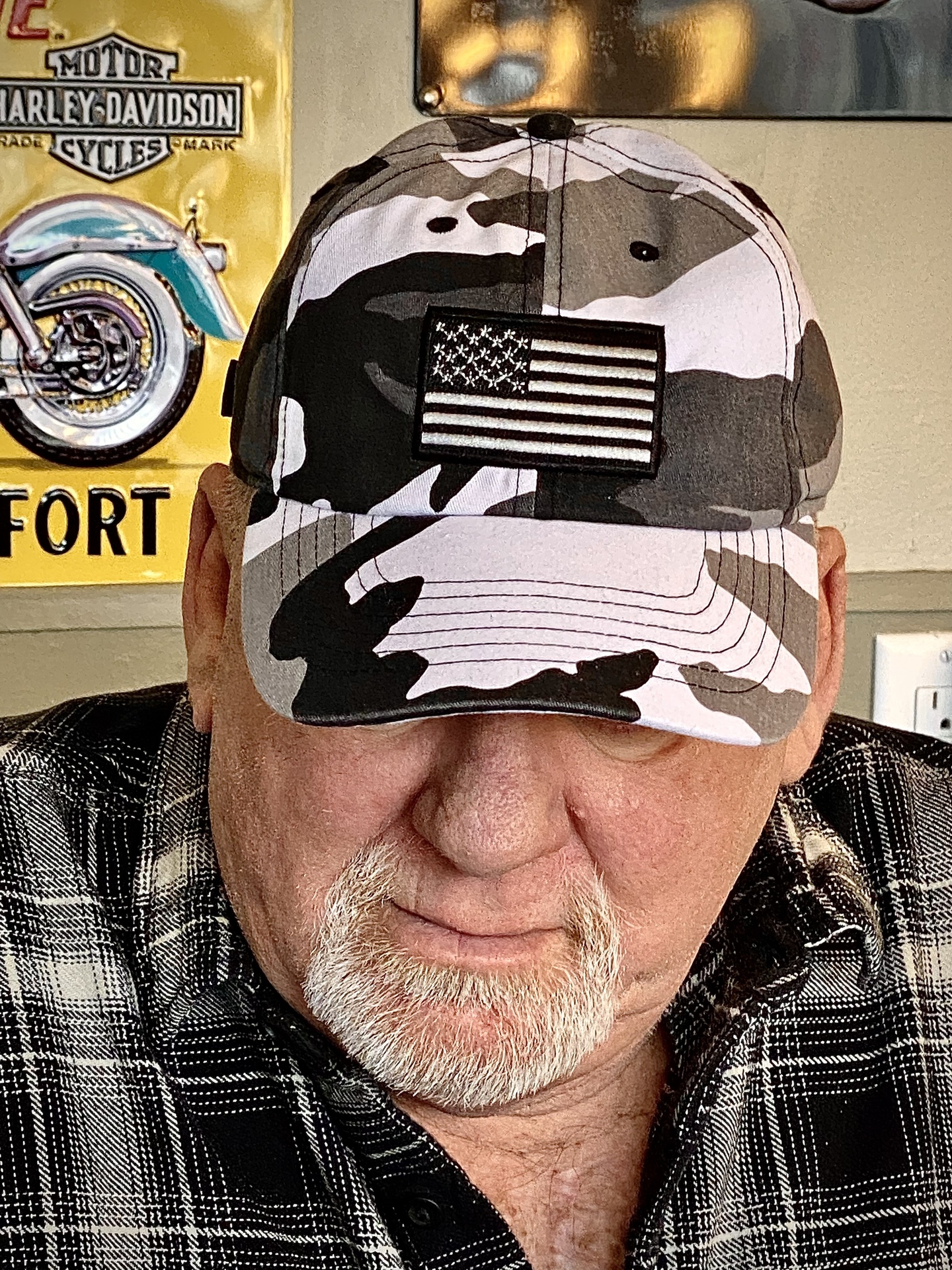 Popfizzy Men’s Military Hats Photo Campaign example photo