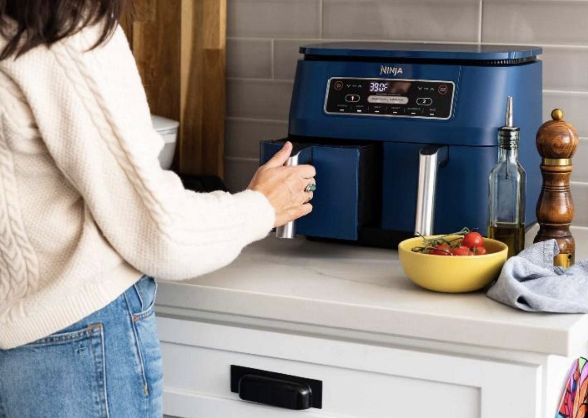 TRU Dual Drawer Air Fryer example photo