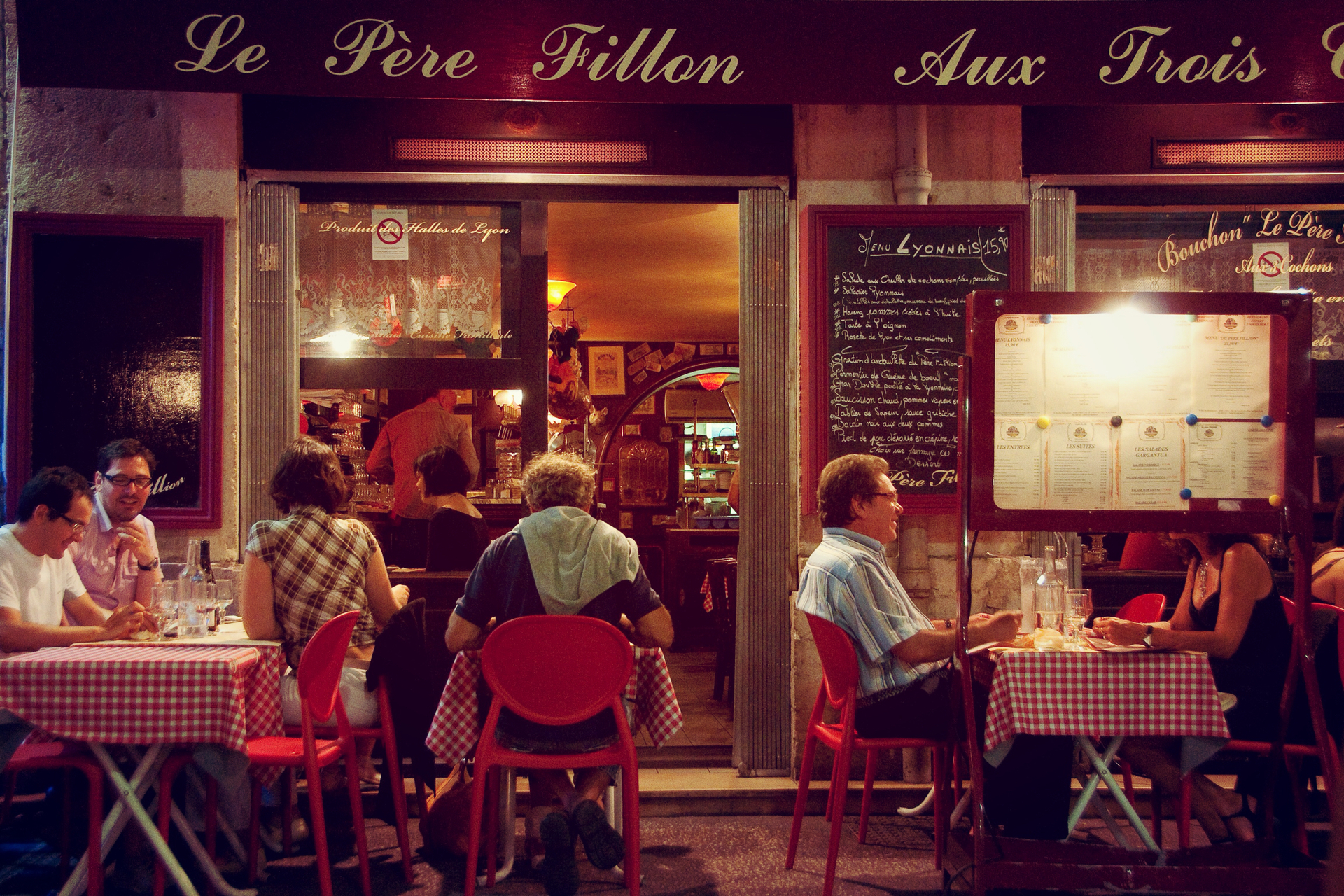 Avant, avant, Lion le melhor: Beautiful Lyon example photo